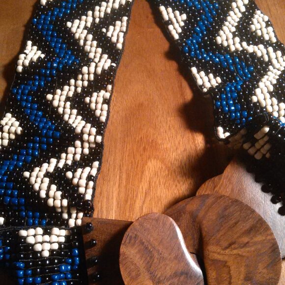 Southwestern Handcrafted Seed Beaded Belt With Wooden Buckle main image 5